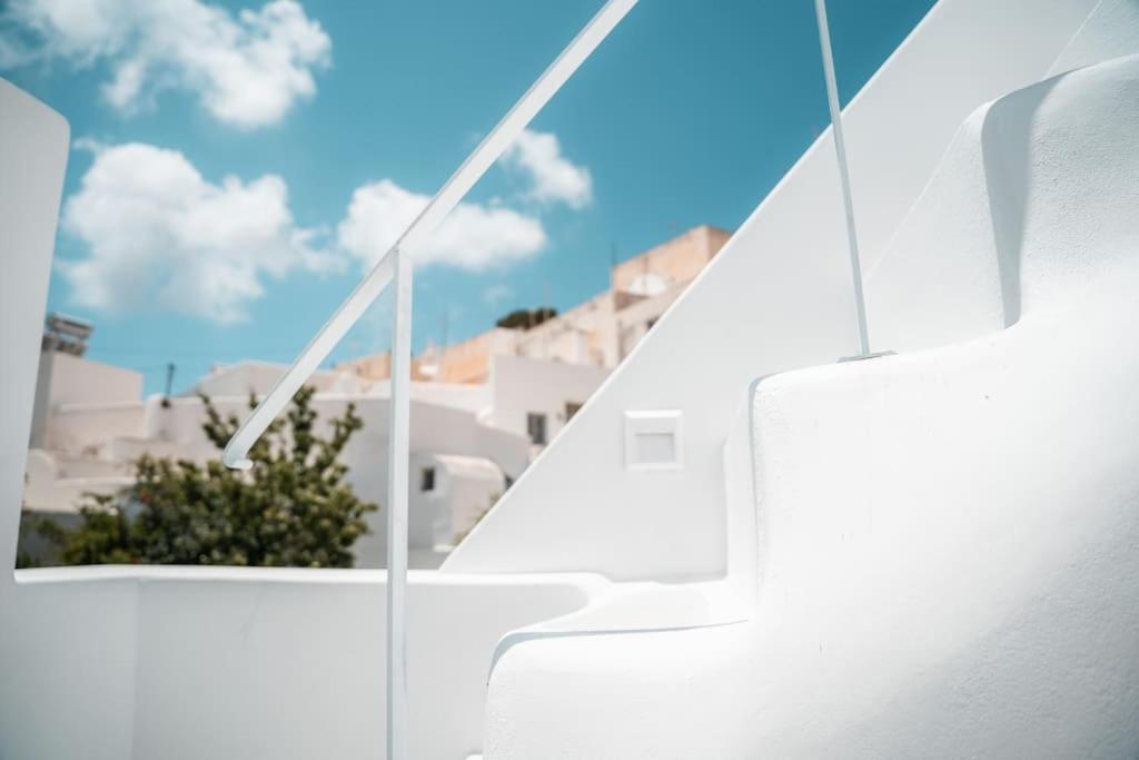 Вилла Akri Santorini With Heated Jacuzzi Emporio  Экстерьер фото